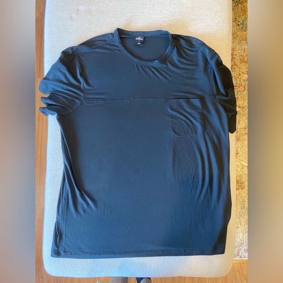 REI Other - REI front pocket tee